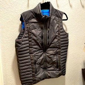 KÜHL PROJEKT Spyfire Gray puffer vest mens medium mint condition ❄️